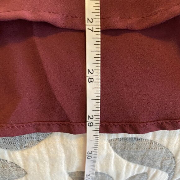 Beautiful Maroon Loft Sleeveless Top Large - Picture 4 of 5